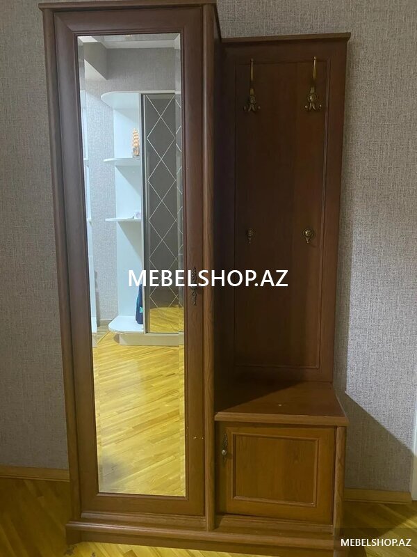 Dəhliz dolabı Dəhliz dolabı