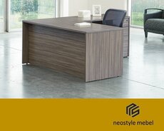 Ofis masası