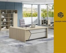 Ofis masası