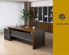 Ofis masası
