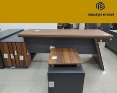 Ofis masası