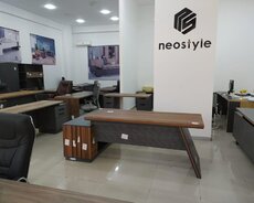 Ofis masası