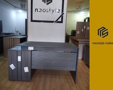 Ofis masası