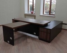 Ofis masası